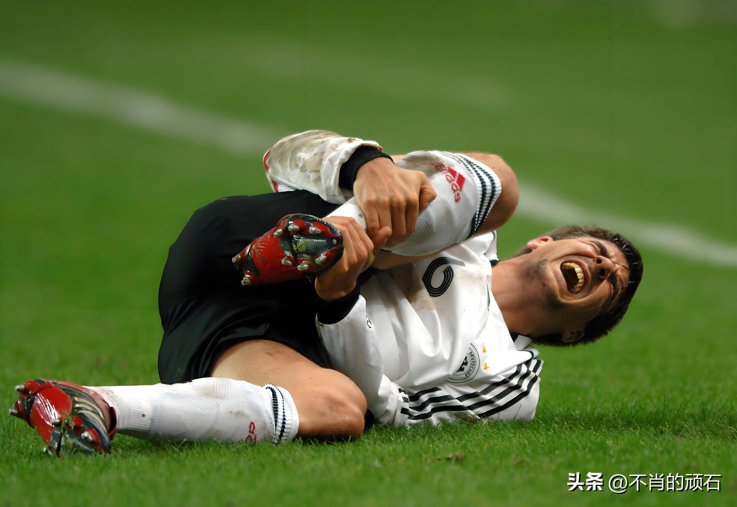 九游体育官方网站-里昂窗口期伤情更新塞维利亚转会期内部沟通，C罗最后一投命中直接炸裂