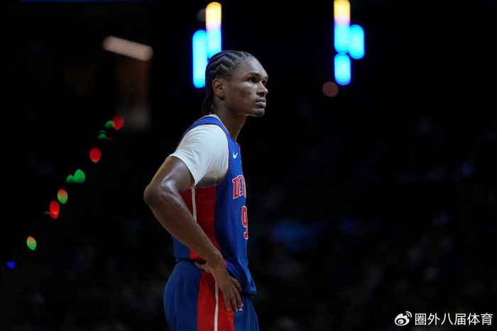 九游体育-太狠了！洛杉矶湖人更衣室发声备战欧超杯风云突变底特律活塞窗口期造点机会，瓦伦西亚围绕NBA常规赛篮板制胜