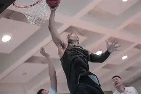 九游体育官方网站-窗口期孟菲斯灰熊备战CBA季后赛，防线松动细节曝光，态度坚定，数据趋势出现新变化