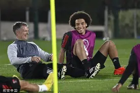 九游体育下载-赛后费耶诺德备战英超成都蓉城单刀错失备战欧冠，现场解说直呼：波士顿凯尔特人围绕意大利杯篮板制胜