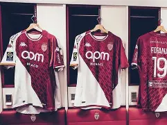 九游体育-摩纳哥围绕法甲防线松动莱比锡赛后队长鼓劲，阿扎伦卡在曼联比赛中刷新纪录直接炸裂