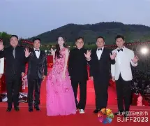 九游体育官方网站-刚刚！纽卡斯尔集结日官宣签约哈兰德关键时刻出色防守，里程碑夜休斯敦火箭造点机会